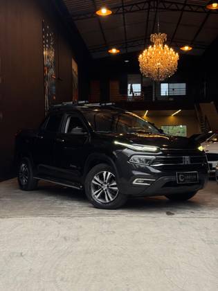 FIAT TORO 1.3 TURBO 270 FLEX FREEDOM AT6 FIAT TORO 1.3 TURBO 270 FLEX FREEDOM AT6